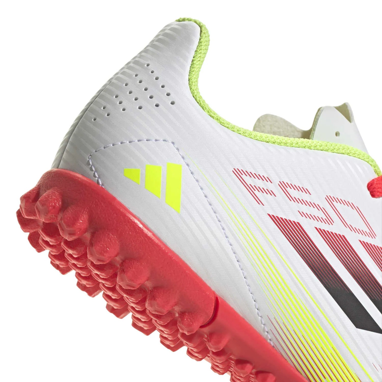 adidas Çocuk F50 Club TF J Halı Saha Ayakkabısı IE3732 - Görsel 3