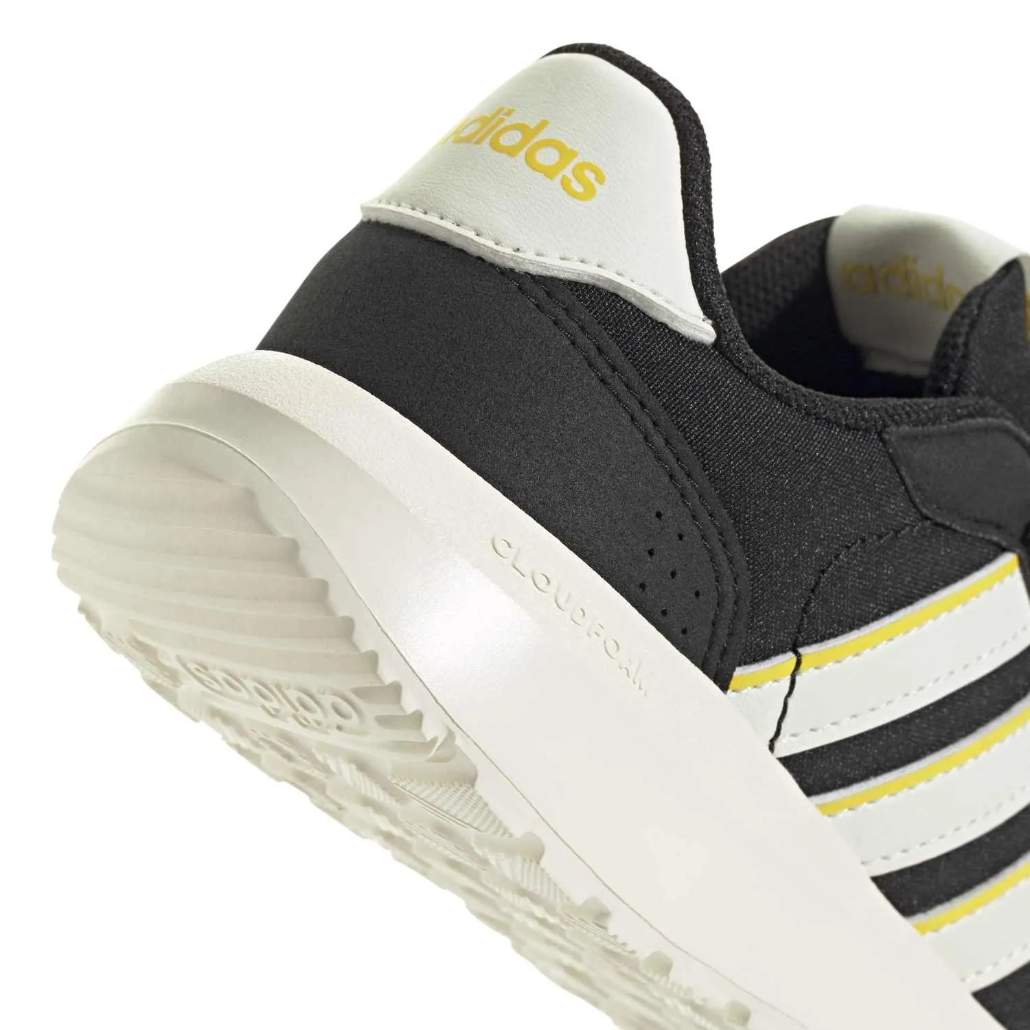 adidas Çocuk Ayakkabı RUN 60s CF C IE6436 - Görsel 3
