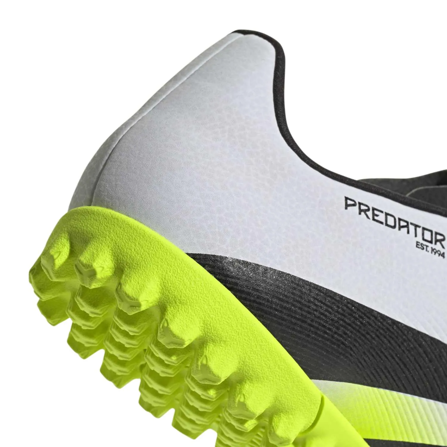 adidas Erkek Futbol Ayakkabısı PREDATOR CLUB TF JH8854 - Görsel 3