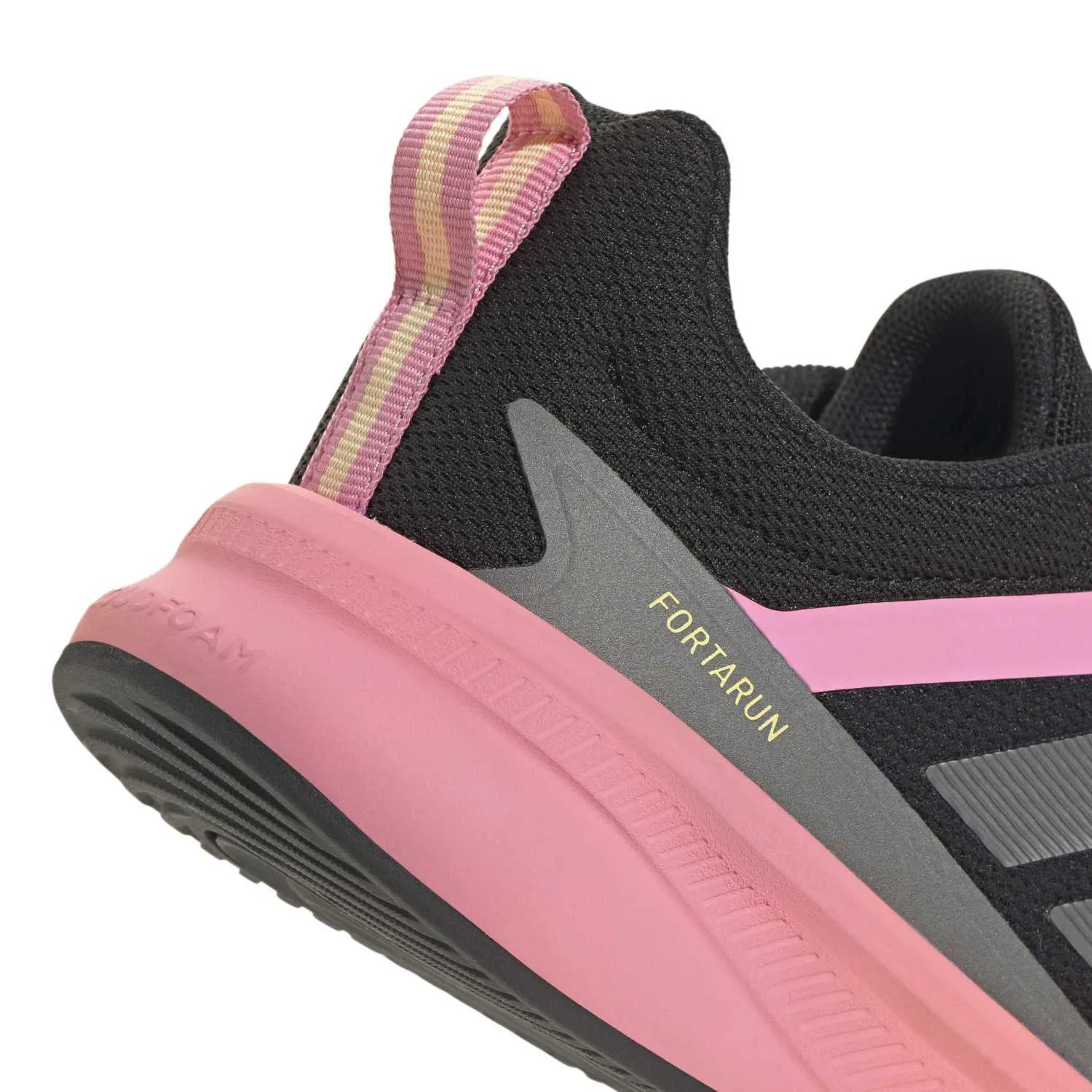 adidas Kadın FortaRun 4.0 Siyah Spor Ayakkabı JR9804 - Görsel 3