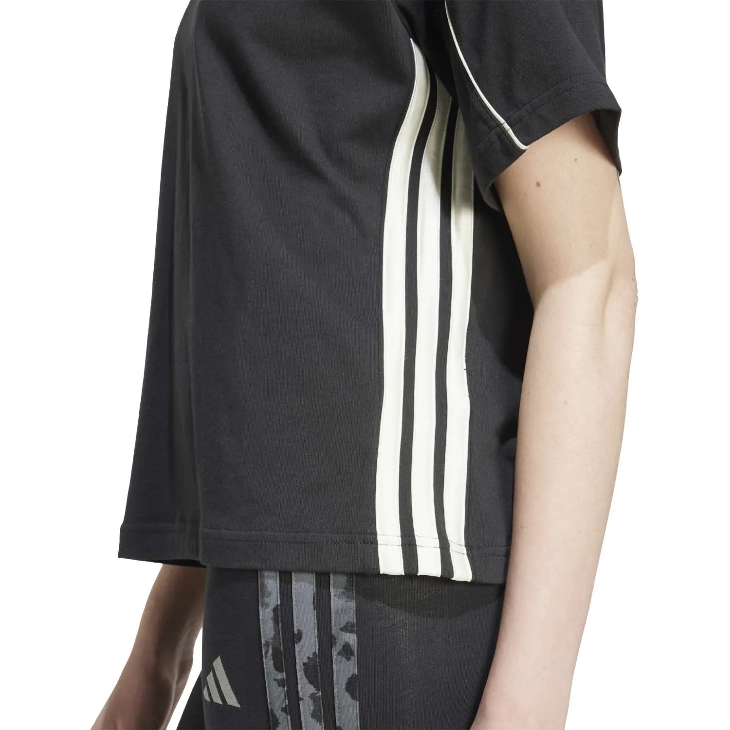 adidas Kadın Stadyum 3 şeritli siyah Tişört JV7009 - Görsel 3