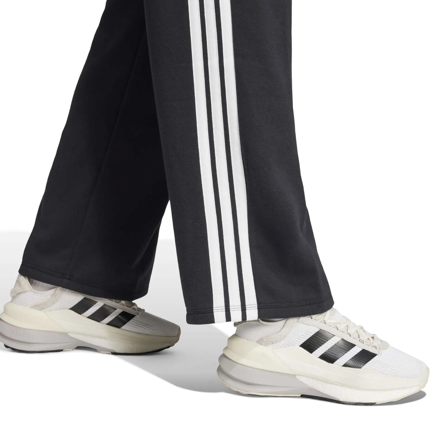 adidas Kadın 3 Şeritli Açık Paça Siyah Eşofman Altı JW7182 - Görsel 3