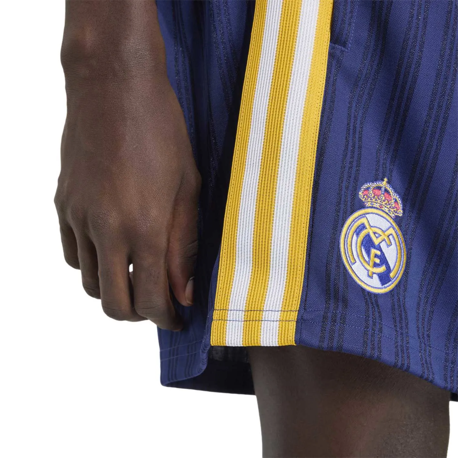 adidas Erkek Real Madrid Originals Şort JZ9155 - Görsel 4