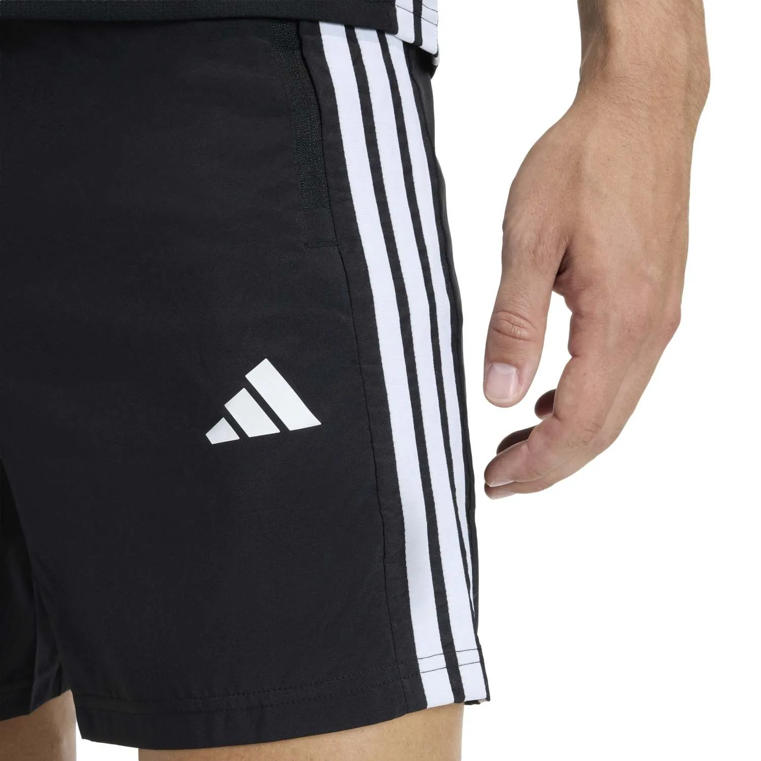 adidas Erkek Workout Essentials 3 Şeritli Şort KA3521 - Görsel 5