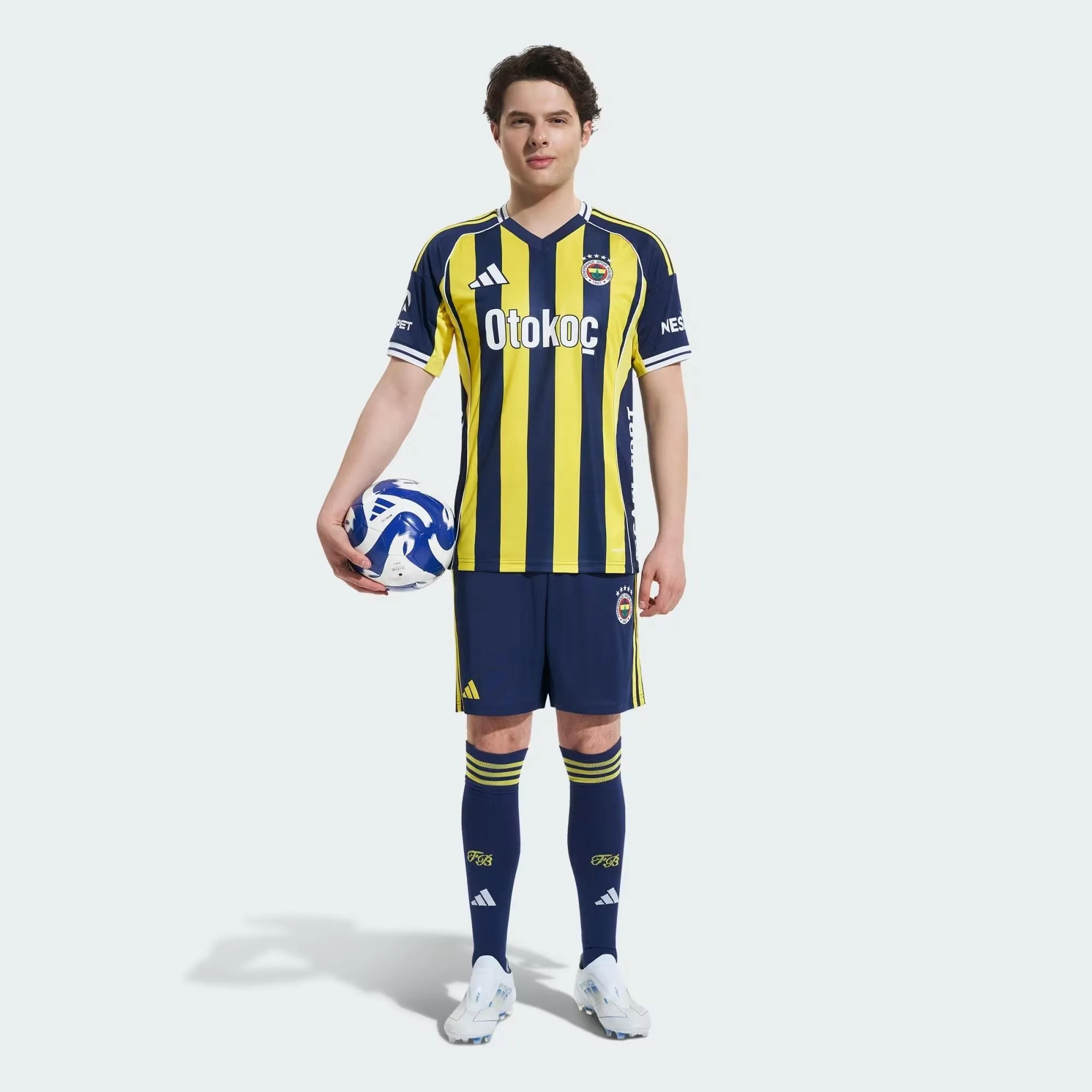 Adidas Çubuklu Fenerbahçe Forması 25/26 İç Saha KD7282 - Görsel 1