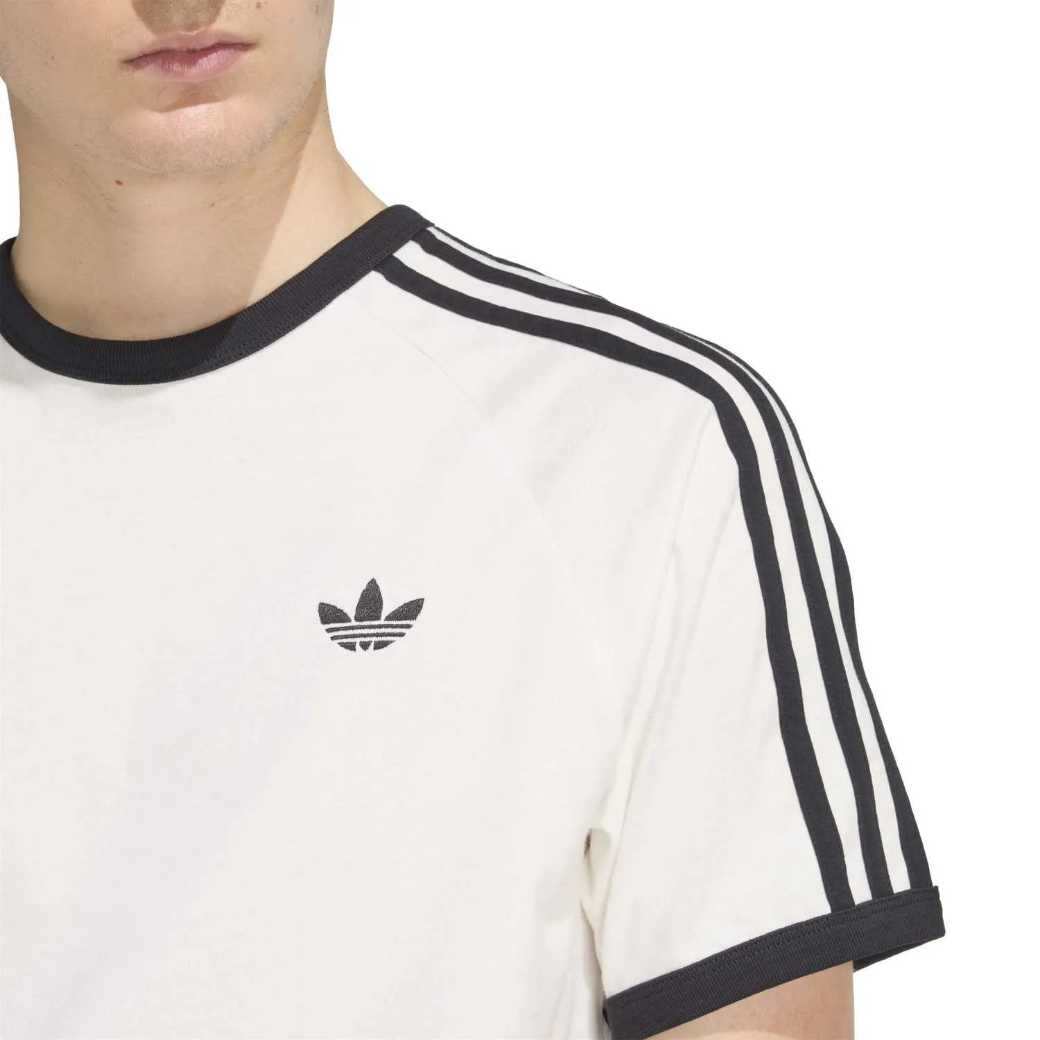 adidas Erkek 3 Şeritli Beyaz Tişört KE3537 - Görsel 4