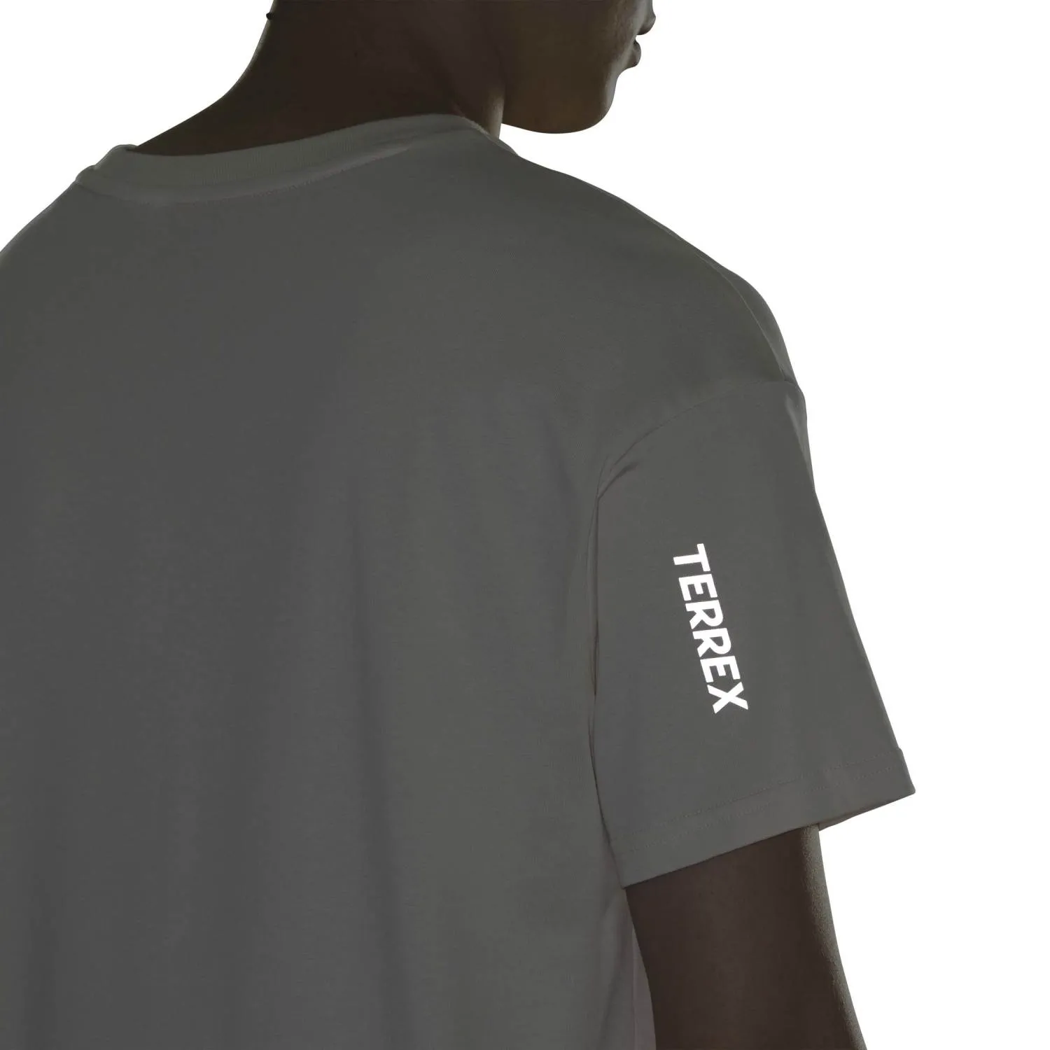 adidas Erkek TERREX MT GFX Beyaz Tişört KE7078 - Görsel 7