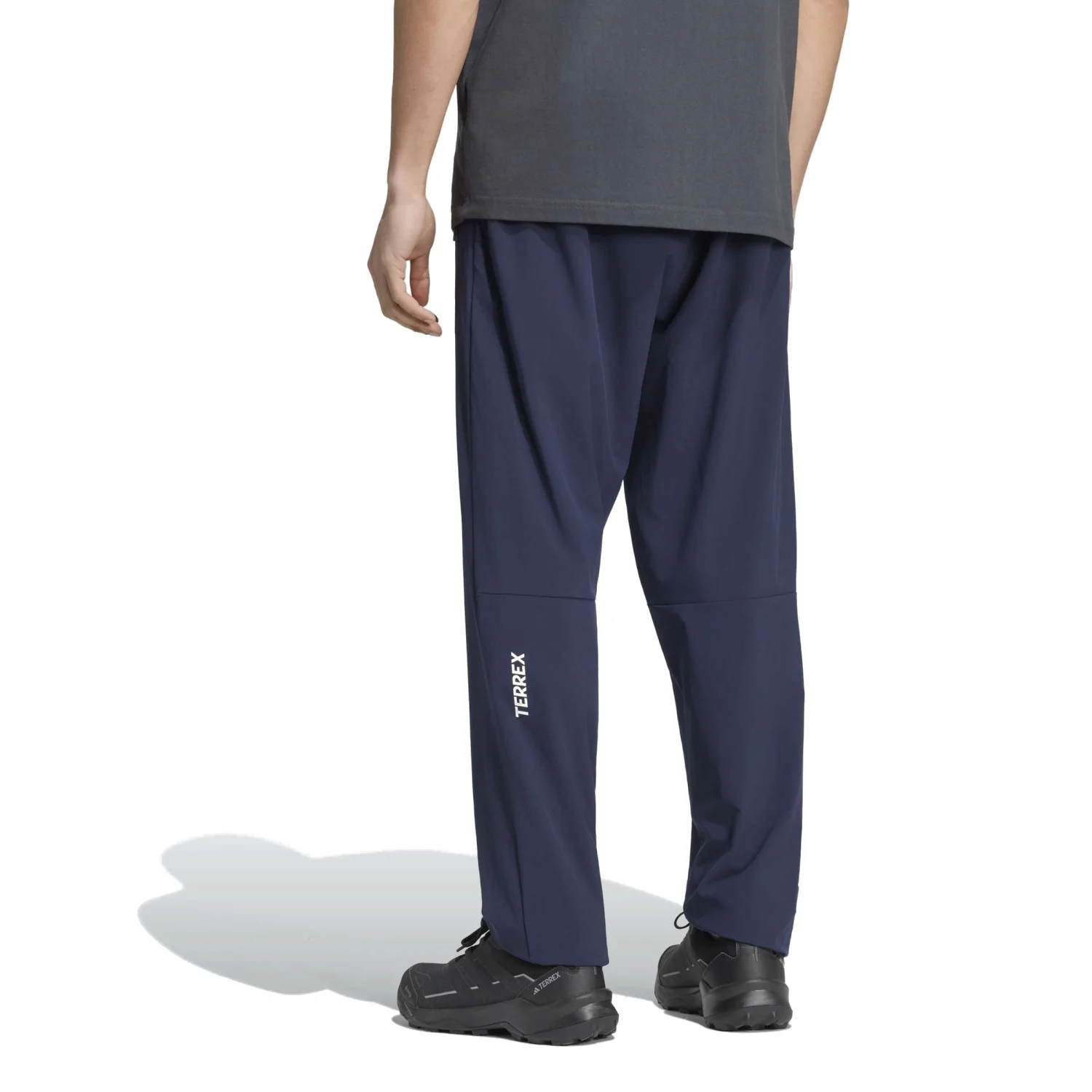 adidas Erkek Terrex Multi Essentials Stretch Eşofman Altı KW7406 - Görsel 3