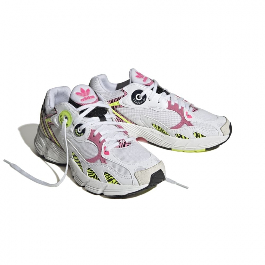 Adidas Kadın Spor Ayakkabı Astır Ie9630